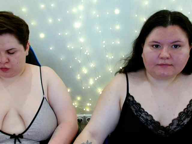 BeckyAndEllen webcam