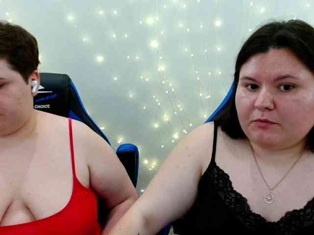 BeckyAndEllen webcam