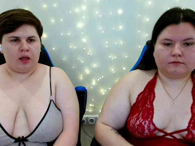 BeckyAndEllen webcam