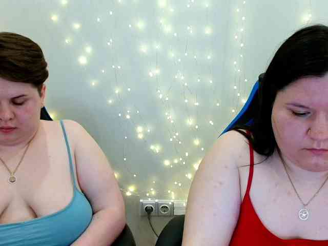 BeckyAndEllen webcam