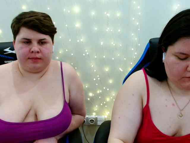 BeckyAndEllen webcam