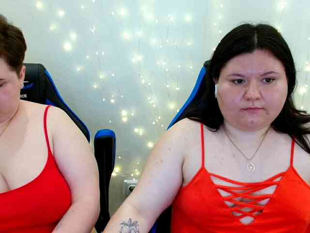 BeckyAndEllen webcam
