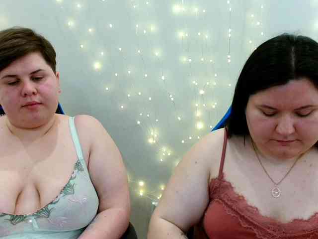 BeckyAndEllen webcam
