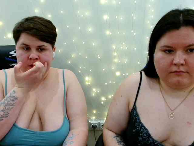 BeckyAndEllen webcam