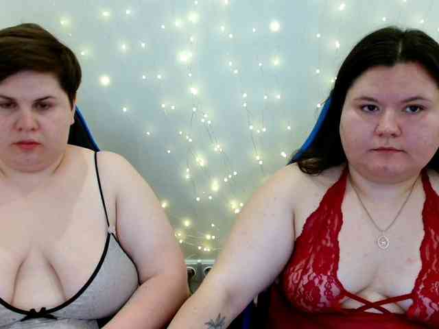BeckyAndEllen webcam