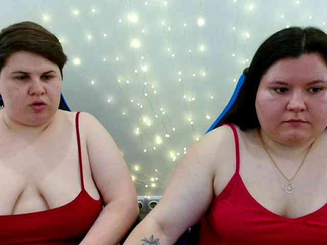 BeckyAndEllen webcam