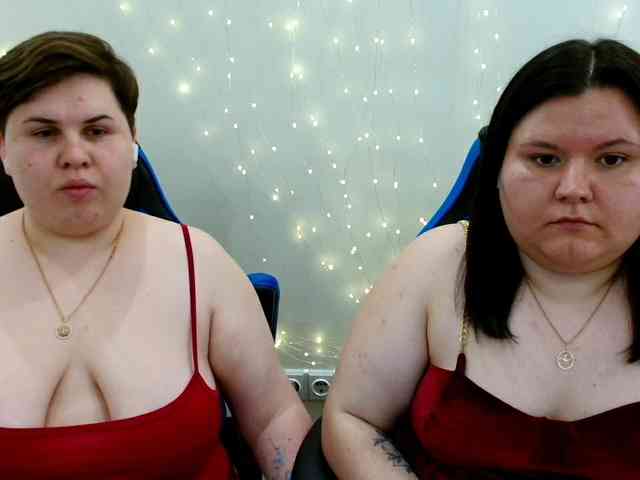 BeckyAndEllen webcam