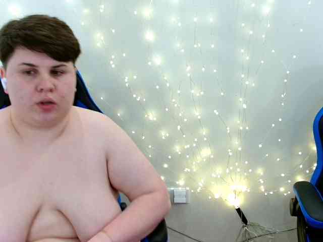 BeckyAndEllen webcam