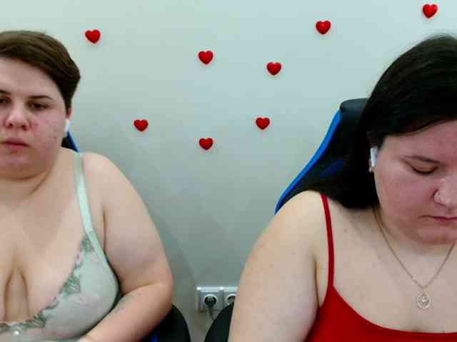 BeckyAndEllen webcam