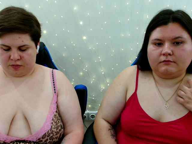 BeckyAndEllen webcam