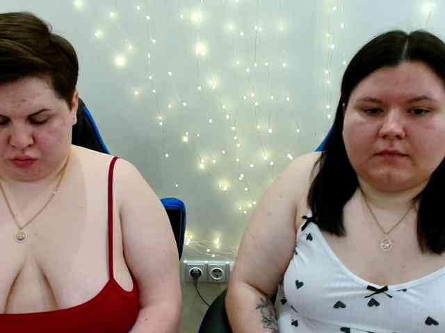BeckyAndEllen webcam