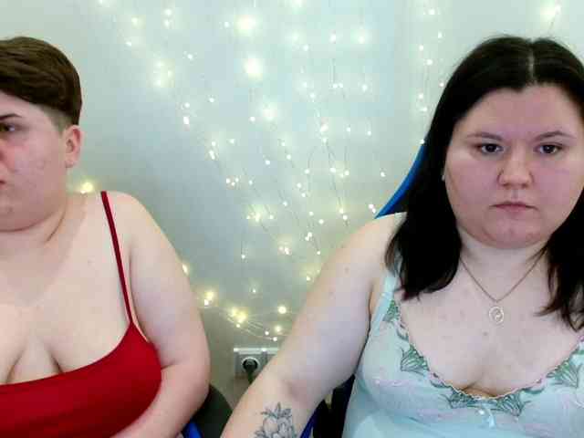 BeckyAndEllen webcam