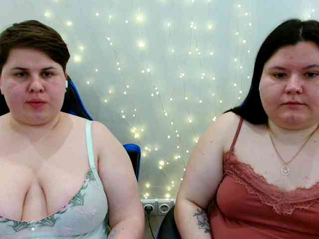 BeckyAndEllen webcam