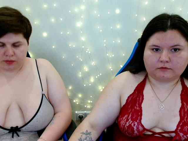 BeckyAndEllen webcam