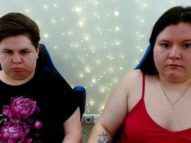 BeckyAndEllen webcam