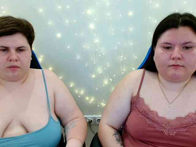 BeckyAndEllen webcam