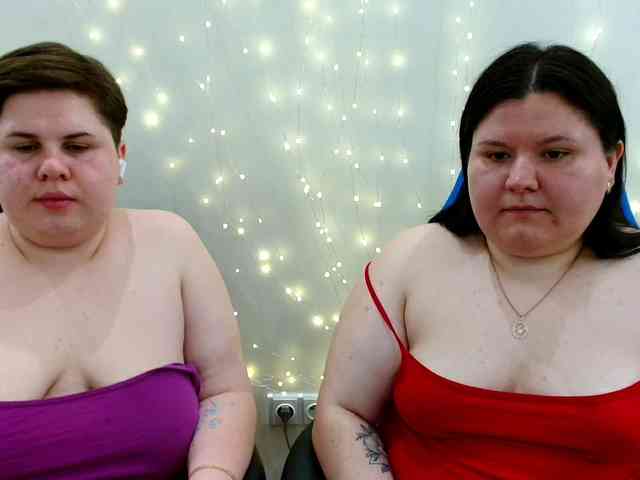 BeckyAndEllen webcam