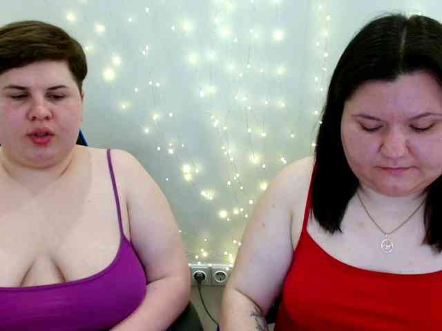 BeckyAndEllen webcam