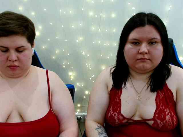 BeckyAndEllen webcam