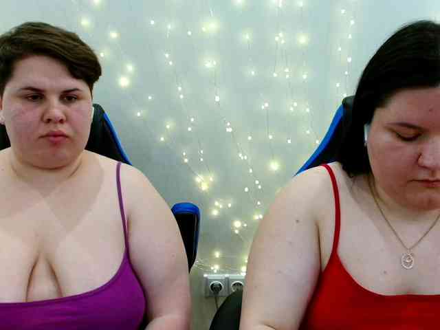 BeckyAndEllen webcam