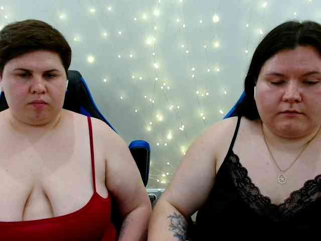 BeckyAndEllen webcam