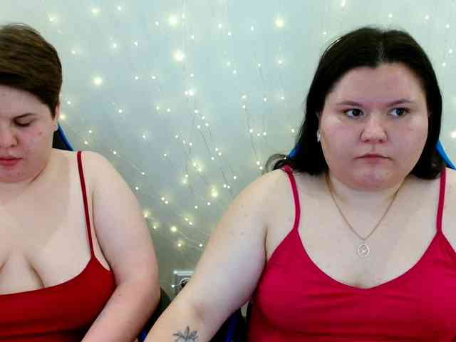 BeckyAndEllen webcam