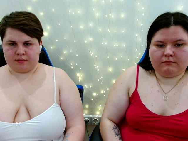 BeckyAndEllen webcam