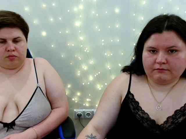 BeckyAndEllen webcam