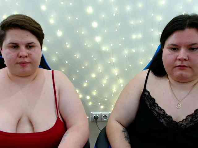 BeckyAndEllen webcam