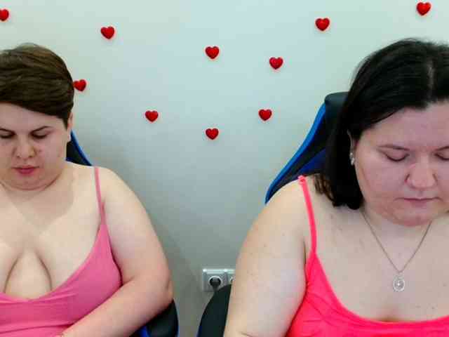Model: BeckyAndEllen