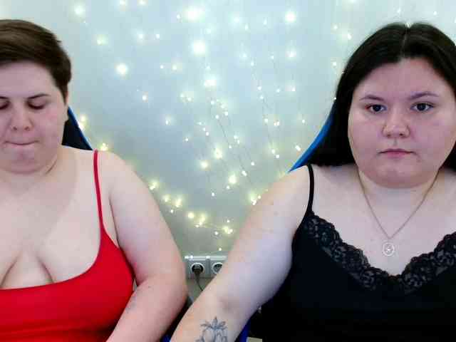 BeckyAndEllen webcam