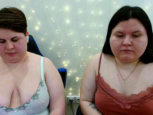 BeckyAndEllen webcam