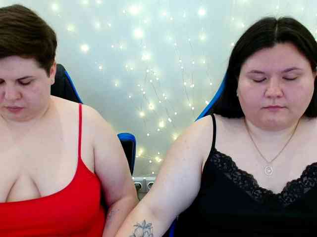 BeckyAndEllen webcam