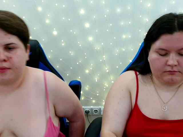BeckyAndEllen webcam