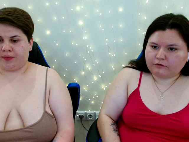 BeckyAndEllen webcam