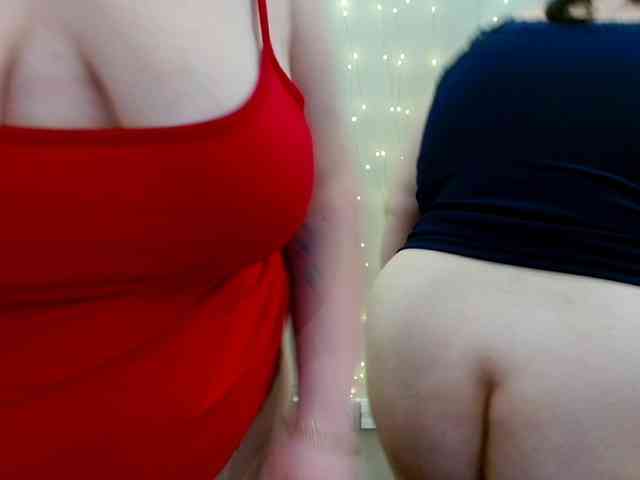 BeckyAndEllen webcam