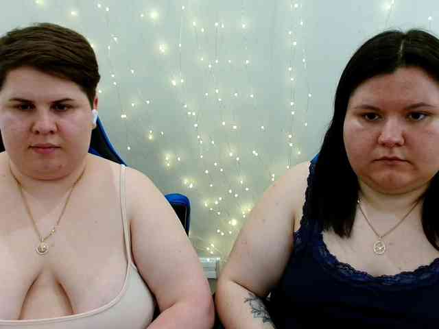 BeckyAndEllen webcam
