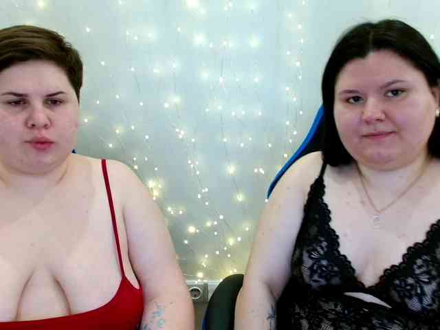 BeckyAndEllen webcam