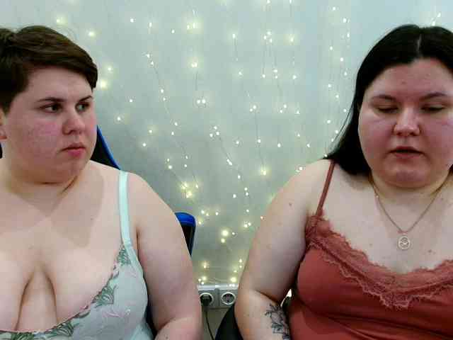 BeckyAndEllen webcam