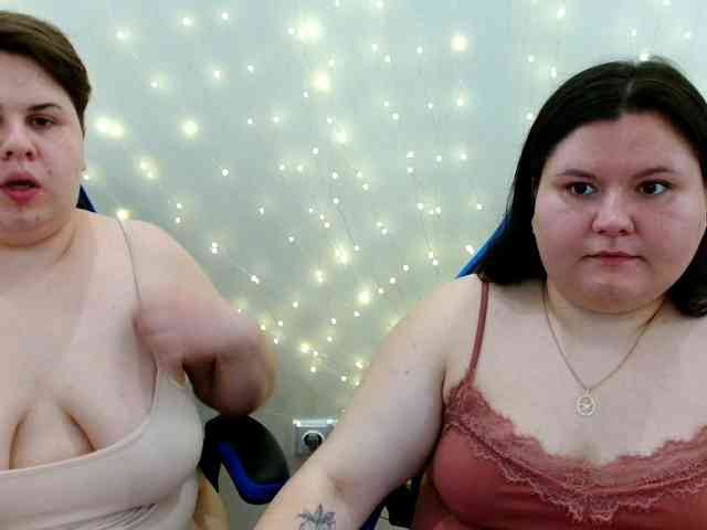 BeckyAndEllen Sex Cam Show