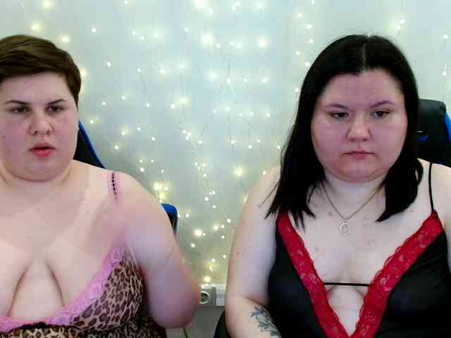 BeckyAndEllen webcam