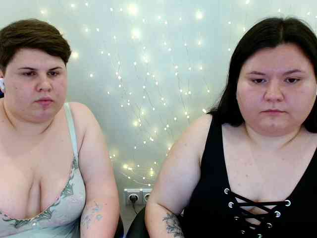 BeckyAndEllen webcam