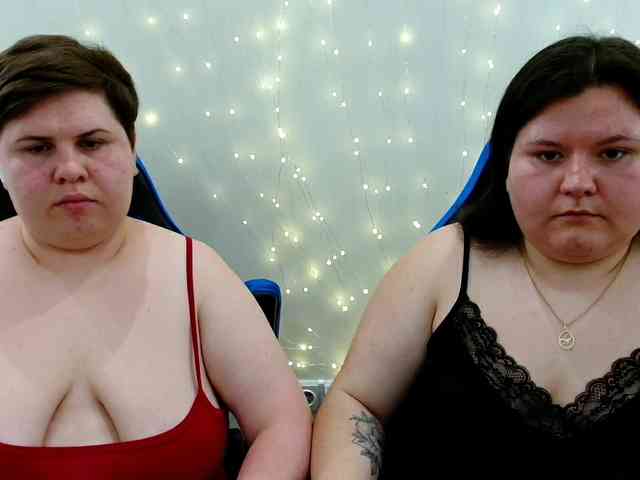 BeckyAndEllen webcam