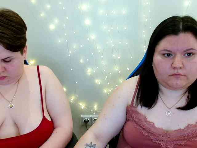 BeckyAndEllen webcam