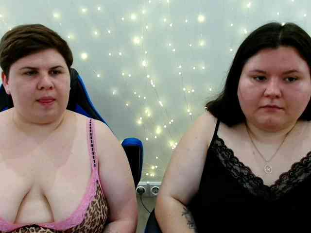 BeckyAndEllen webcam