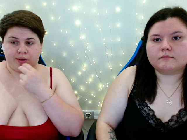 BeckyAndEllen webcam