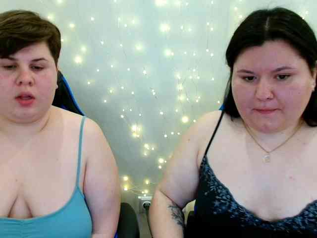 BeckyAndEllen webcam