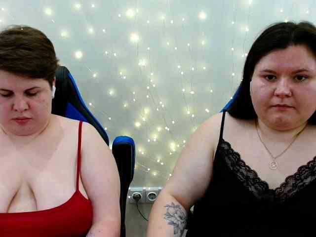 BeckyAndEllen webcam