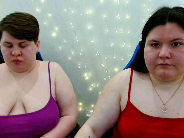 BeckyAndEllen webcam