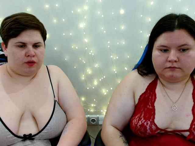 BeckyAndEllen webcam